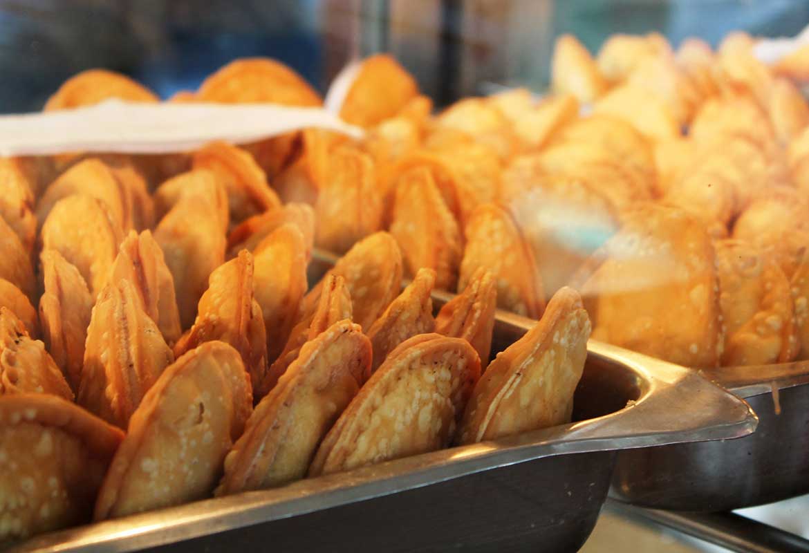 Pastelitos de Res, Pollo o Queso